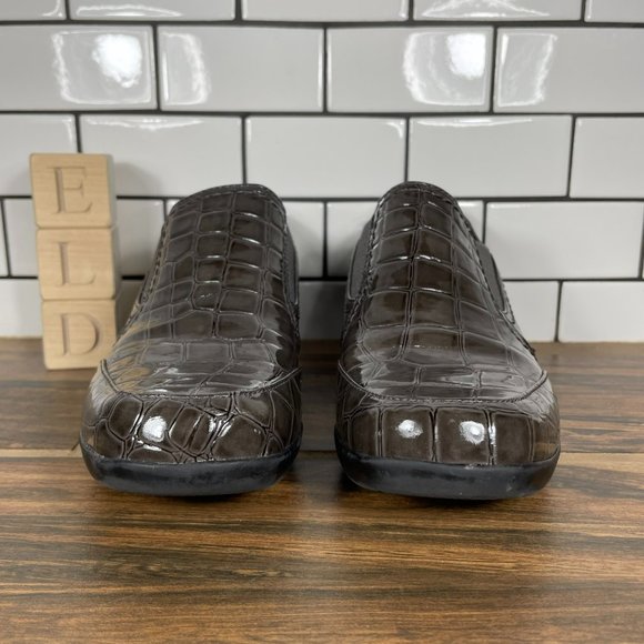 Clarks Bendables Slip On Loafer Dark Taupe Croc Print Faux Leather 36840 Wns 7.5 - Picture 2 of 11